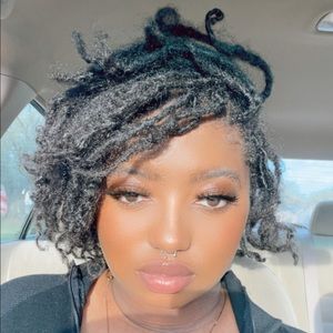 Meet your Posher, Ciera